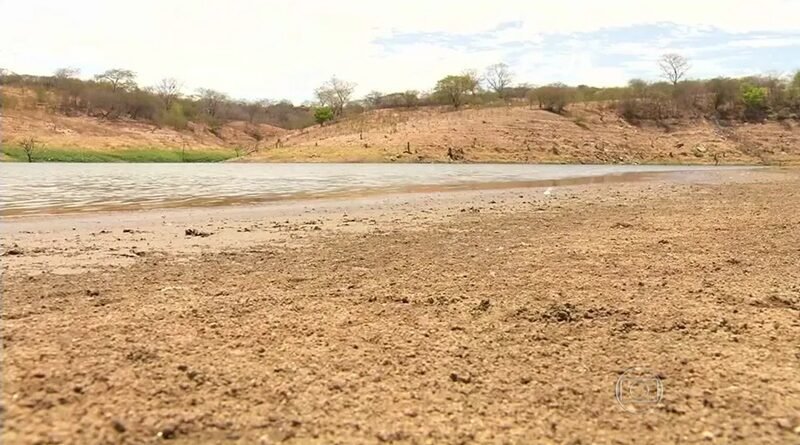 Com reservatórios vazios, açudes especiais ajudam famílias no Ceará — Foto: Rede Globo