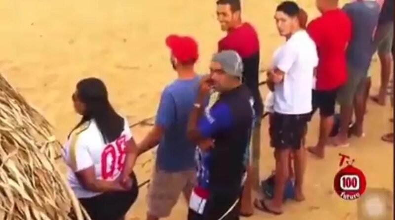 Meme "Bora Bill" com cearense, técnico de futebol amador, viraliza nas redes sociais. — Foto: Reprodução