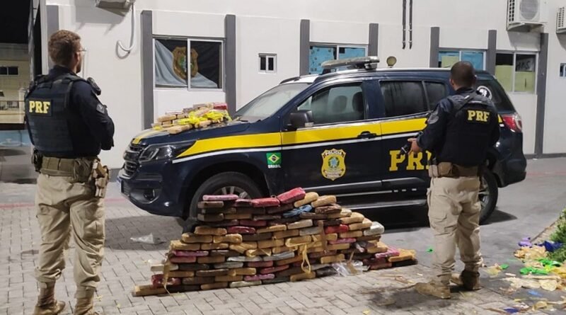 Droga estava dentro do tanque de gasolina (foto: PRF)