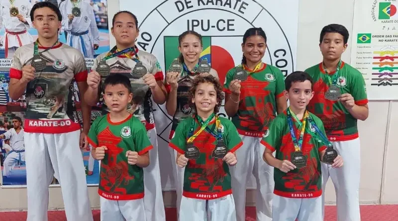 Atletas de Ipu conquistam 13 medalhas na final do Campeonato Cearense de Karatê 2026